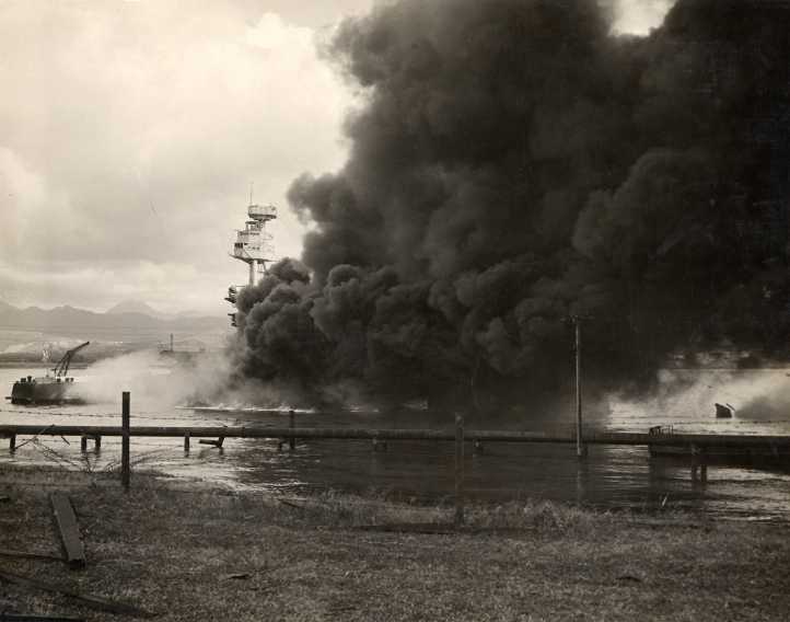 Pearl Harbor Dec. 7, 1941_14