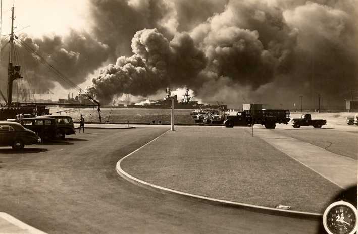 Pearl Harbor Dec. 7, 1941_5
