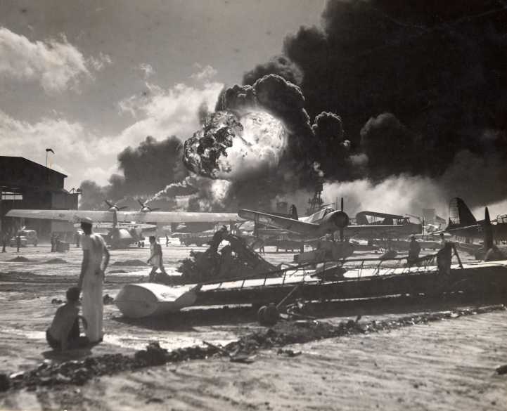 Pearl Harbor Dec. 7, 1941_8